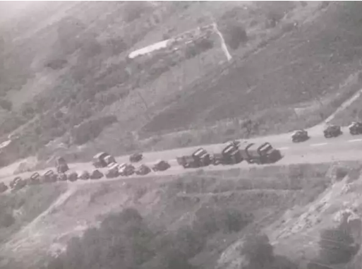 Foto - Türk askerini böyle karşılamışlardı! İşte tüm dünyanın konuştuğu o kare