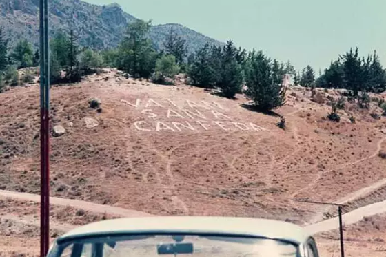 Foto - Türk askerini böyle karşılamışlardı! İşte tüm dünyanın konuştuğu o kare
