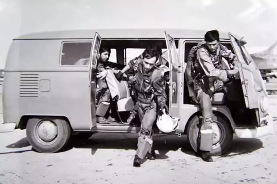 Foto - Türk askerini böyle karşılamışlardı! İşte tüm dünyanın konuştuğu o kare