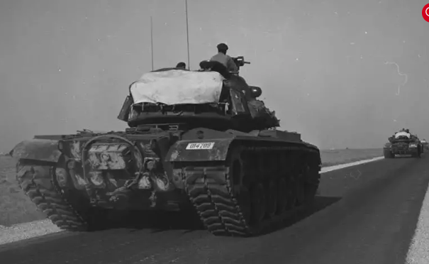 Foto - Türk askerini böyle karşılamışlardı! İşte tüm dünyanın konuştuğu o kare