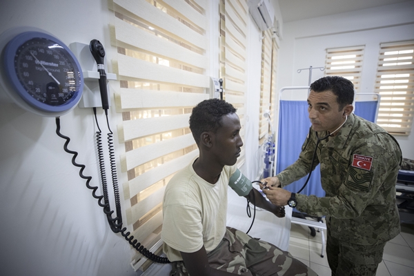 Foto - Türk askerleri eğitiyor! Düşmana korku salıyorlar