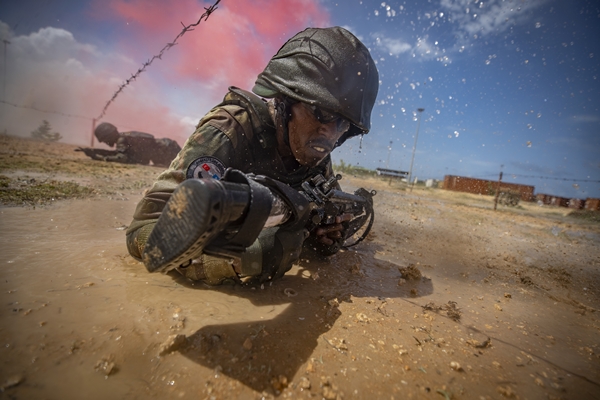 Foto - Türk askerleri eğitiyor! Düşmana korku salıyorlar