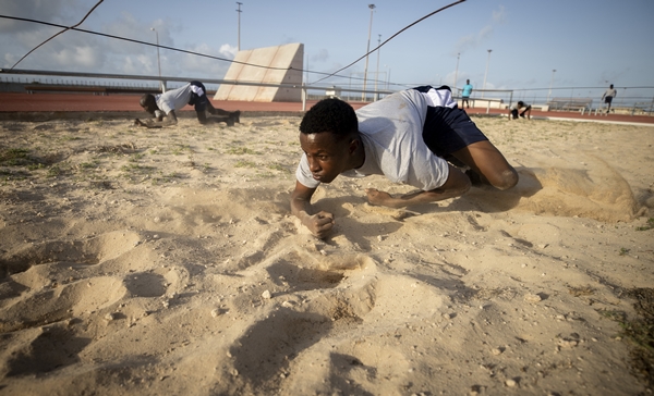 Foto - Türk askerleri eğitiyor! Düşmana korku salıyorlar