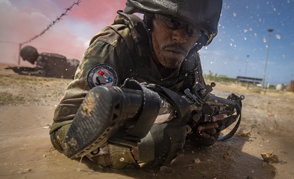 Foto - Türk askerleri eğitiyor! Düşmana korku salıyorlar