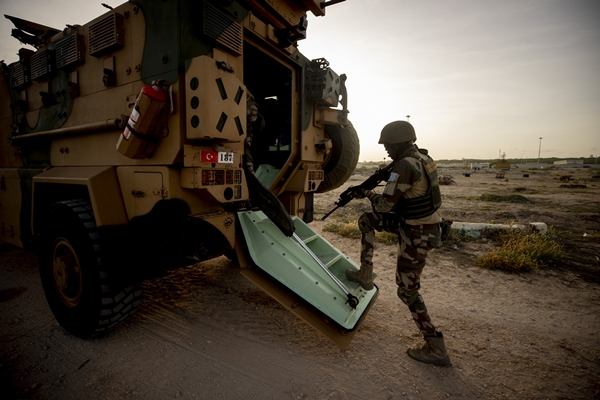 Foto - Türk askerleri eğitiyor! Düşmana korku salıyorlar