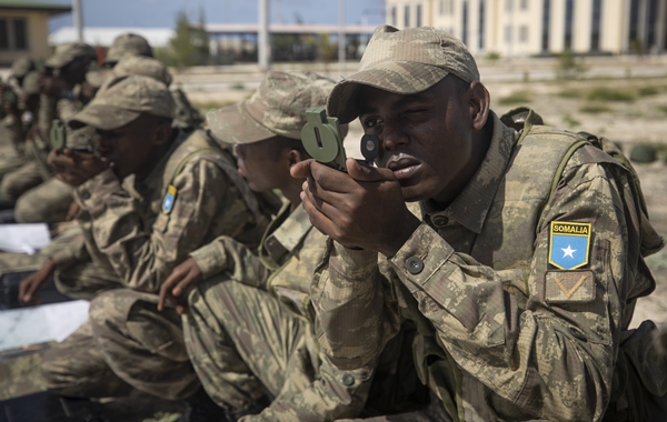 Foto - Türk askerleri eğitiyor! Düşmana korku salıyorlar
