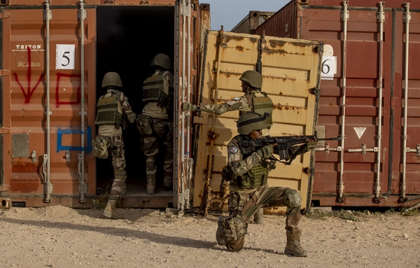 Foto - Türk askerleri eğitiyor! Düşmana korku salıyorlar