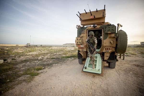 Foto - Türk askerleri eğitiyor! Düşmana korku salıyorlar
