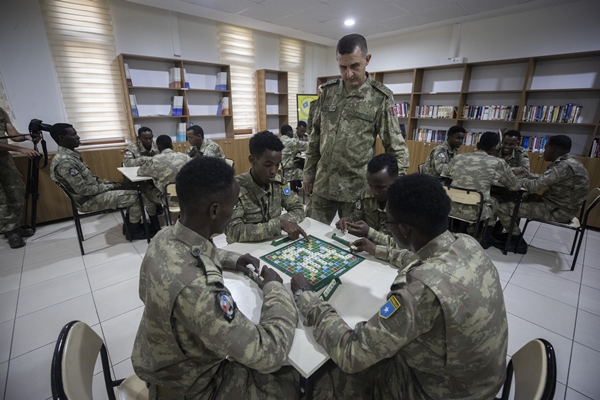 Foto - Türk askerleri eğitiyor! Düşmana korku salıyorlar