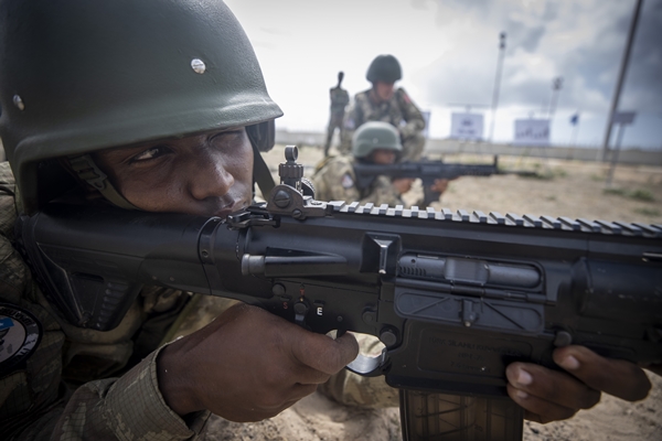 Foto - Türk askerleri eğitiyor! Düşmana korku salıyorlar