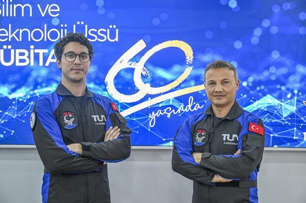 Foto - Türk astronot Gezeravcı uzaydaki ilk deneyini gerçekleştirdi! Tarım çalışmalarına yön verecek