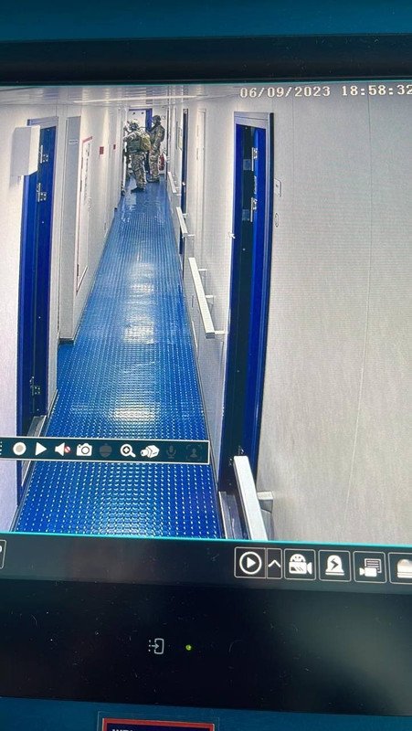 Foto - Türk bayraklı gemide kaçak saldırısı! Uluslararası sularda büyük operasyon!