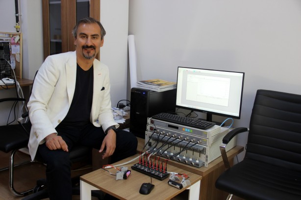 Foto - Türk bilim insanı elektrikli araçlar için geliştirdi! Çağ atlatacak proje, dünyada eşi benzeri henüz yapılamadı