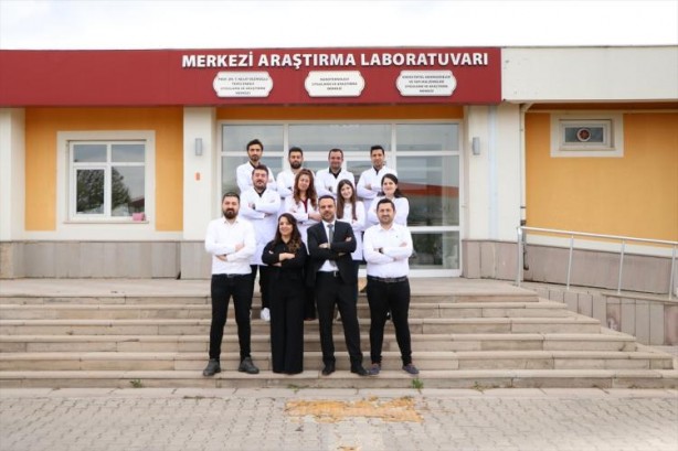 Foto - Türk bilim insanları geliştirdi! Hidrojen yakıt pili