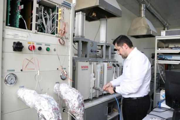 Foto - Türk bilim insanları geliştirdi! Hidrojen yakıt pili