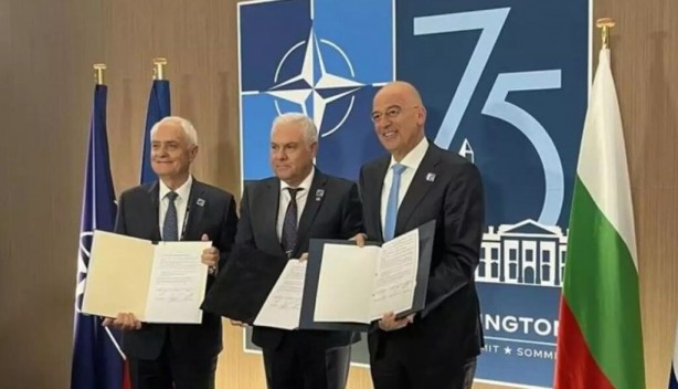 Foto - Türk Boğazlarını bypass etme planı resmileşti! 3 ülkenin imzası var, 2'si Türkiye'ye 'dostumuz' diyor