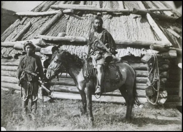 Foto - Türk boylarının 111 yıllık fotoğrafları ortaya çıktı! İşte gizemli Türk tarihi…