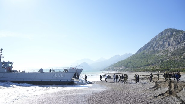 Foto - Türk Deniz Kuvvetleri "Doğu Akdeniz-2023 Tatbikatı"nda nefes kesti