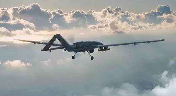 Foto - Türk dizileri mi, Türk SİHA'ları mı?