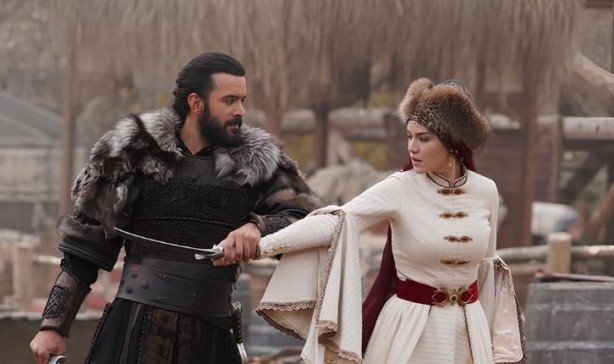 Foto - Türk dizileri mi, Türk SİHA'ları mı?