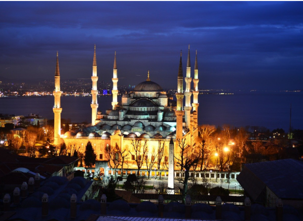 Foto - Türk Dünyası, Türk’e ait olmayan alfabeyi kabul ederek tarihe geçti