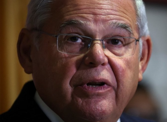 Foto - Türk düşmanı Menendez iyice köşeye sıkıştı! Yunanistan'ın aklında ise tek bir soru var