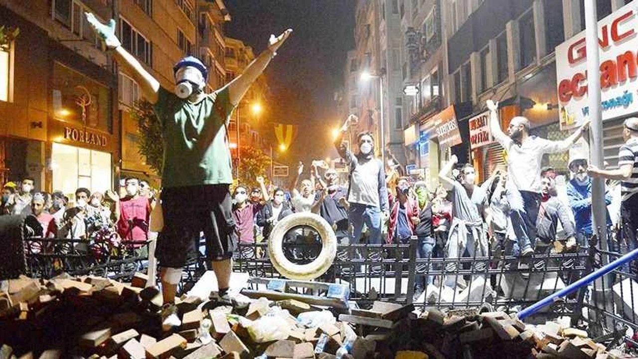 Foto - Türk ekonomisine ağır fatura! CHP destekli Gezi terörünün üzerinden 12 yıl geçti