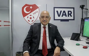 Türk futbolunu sarsacak karar geliyor! Apar topar açıklanacak artık: O detayı gündeme oturdu...