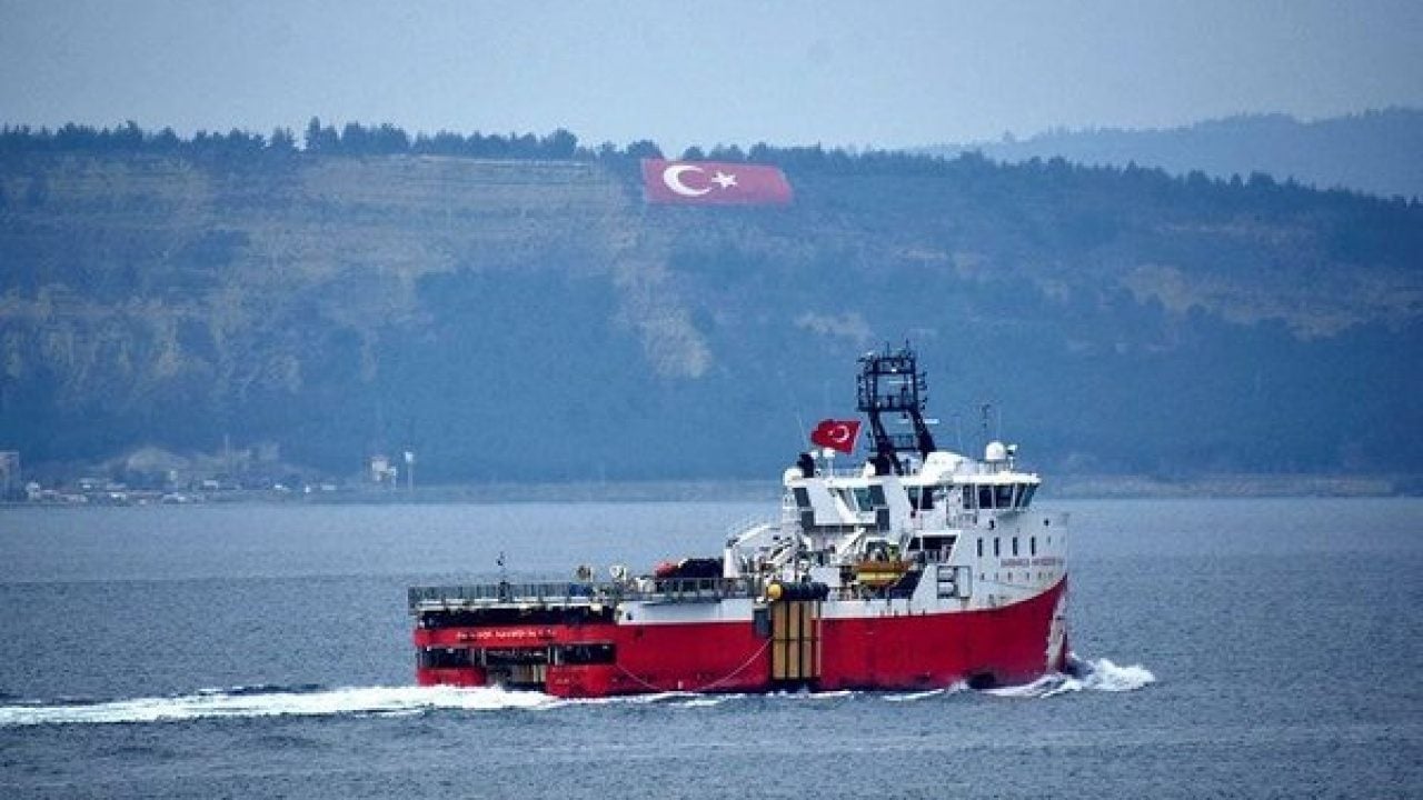 Foto - Türk gemisi petrol ve doğalgaz için kritik noktada : 'Yaklaşmayın' uyarısı yapıldı