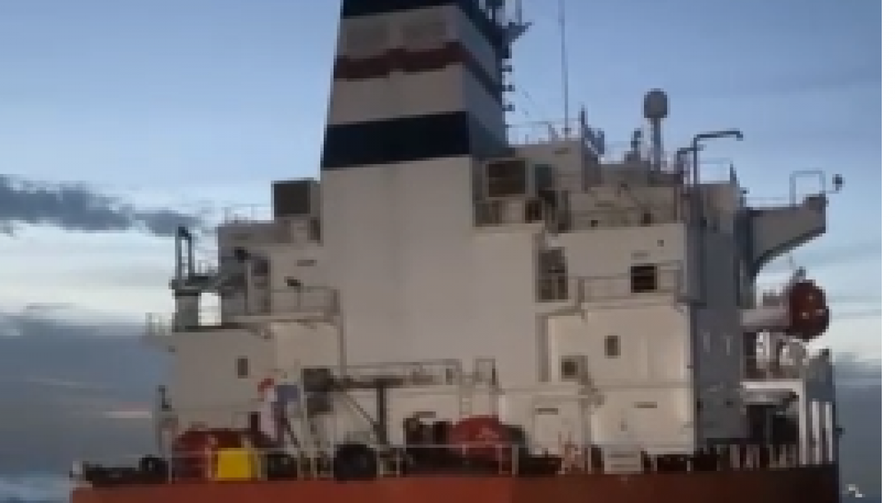 Türk gemisi vuruldu! Saldırıyı dost ülke yaptı