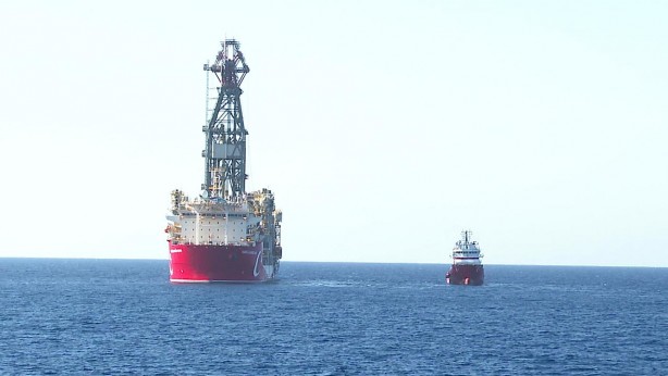 Foto - Türk gemisi yola çıktı! Yunanistan alarma geçti, inanılmaz tedirginler