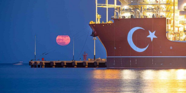 Foto - Türk gemisi yola çıktı! Yunanistan alarma geçti, inanılmaz tedirginler