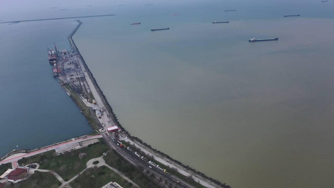 Foto - Türk gemisinden şok haber! Alarm verildi:Tamı tamına 1 ton petrol...