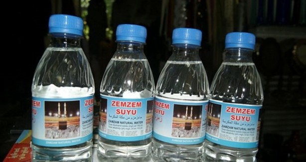 Türk genetik mühendisi zemzem suyunu inceledi! Meğerse 10 kat daha fazla varmış... Sonuca çok şaşırdı