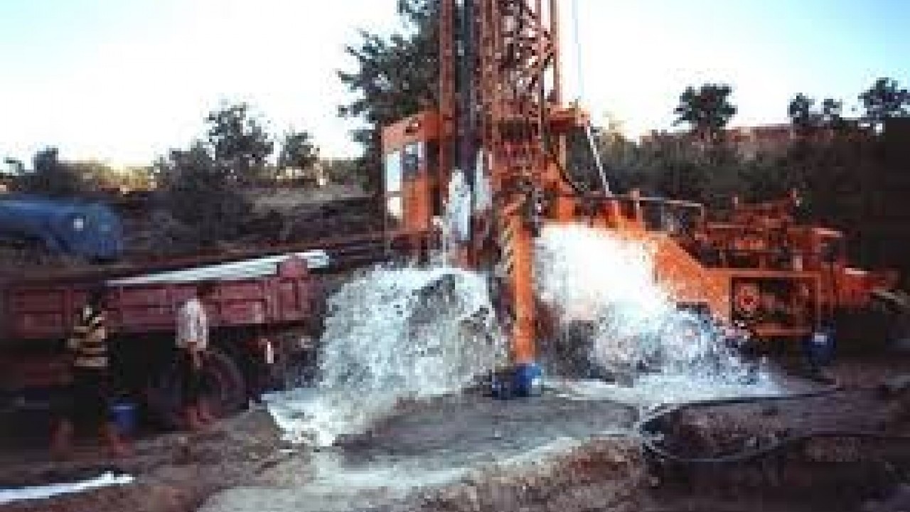 Foto - Türk halkı sevince boğulacak: Zengin rezerv keşfedildi, yerin altından oluk oluk akıyor