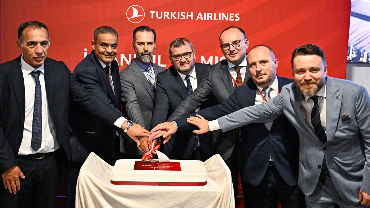 Foto - Türk Hava Yolları o bölgeye 10 yıl sonra yeniden sefer başlattı!