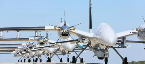 Foto - Türk İHA'ları mercek altında! İngiliz basını hepsini araştırdı! Bayraktar TB2 fark yarattı İşte aralarındaki fark