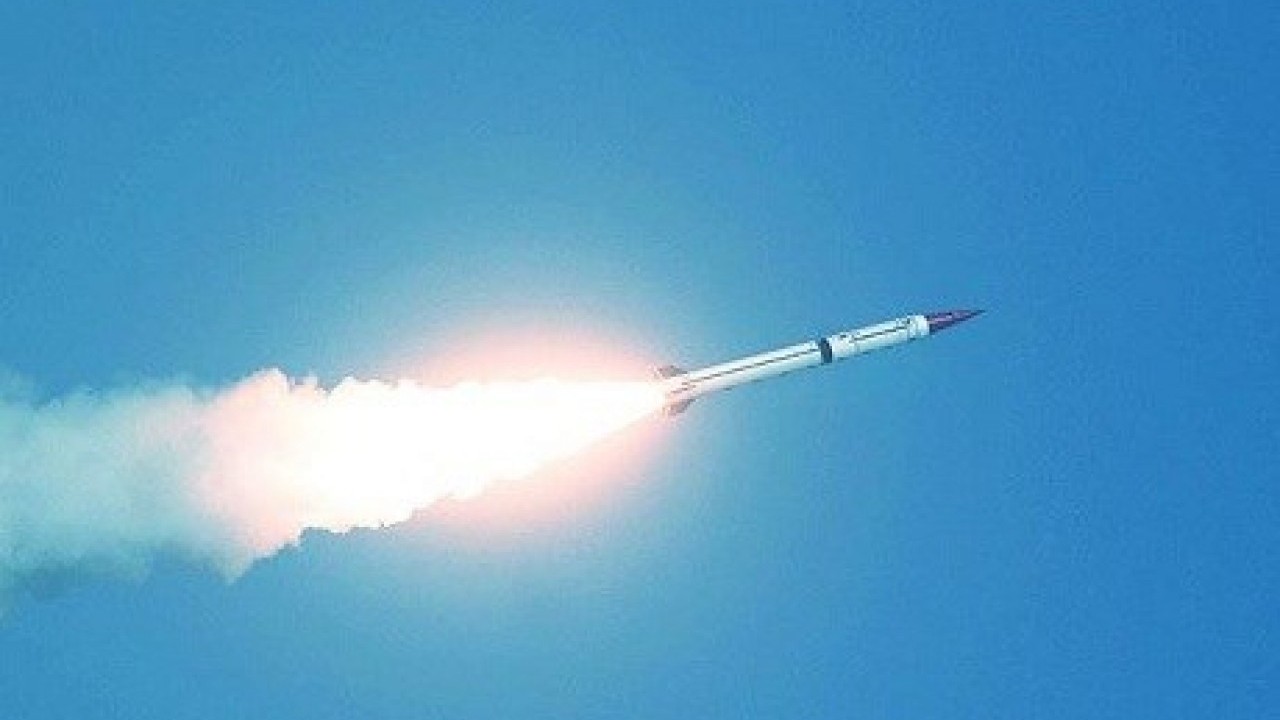 Foto - 'Türk İHA'larını havaya uçuracağız' diyorlardı! Balistik füzeyi ateşlediler