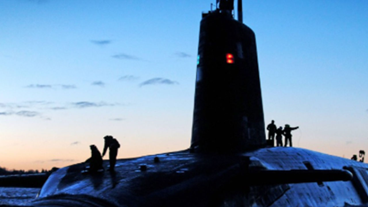 Foto - 'Türk İHA'larını vuracağız' diyorlardı! Denizaltıları suya indiriyorlar