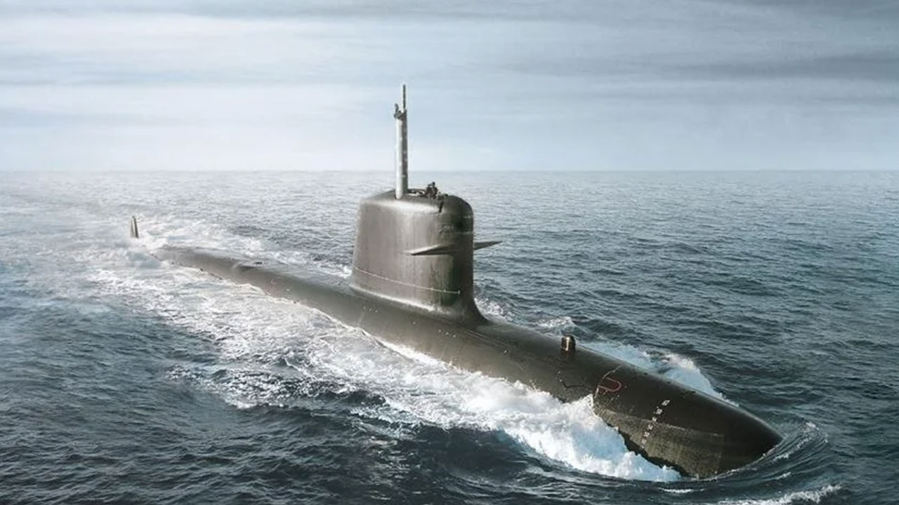 Foto - 'Türk İHA'larını vuracağız' diyorlardı! Denizaltıları suya indiriyorlar