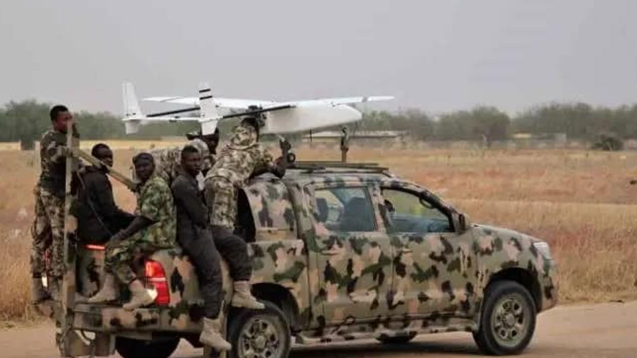 Foto - Türk İHA'larıyla tonlarca petrolünü kurtaran ülke dünyaya ilan etti: Kendi İHA'mızı yaptık