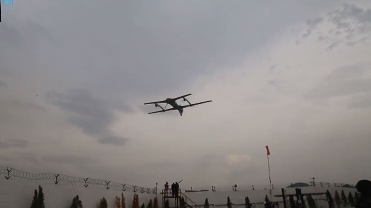 Foto - Türk İHA'larıyla tonlarca petrolünü kurtaran ülke dünyaya ilan etti: Kendi İHA'mızı yaptık