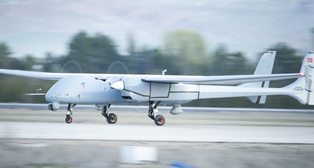 Foto - Türk İHA'sı paniği! Savaş uçakları havalandı, ülke teyakkuza geçti, Fransa'dan acil olarak İHA istendi