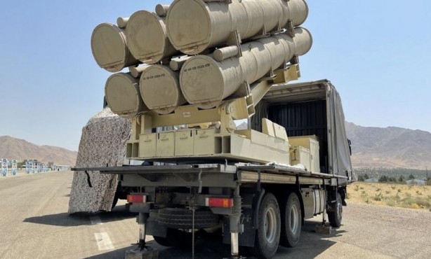 Foto - Türk İHA'sını kopyaladılar! Bir de sergilediler