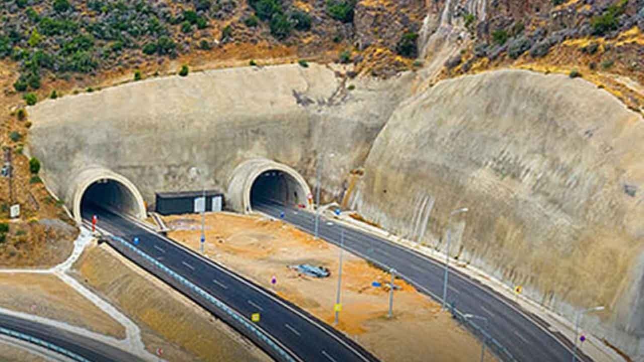 Foto - Türk inşaat devi Avrupa'daki devasa projeden men edildi: İşte sebebi