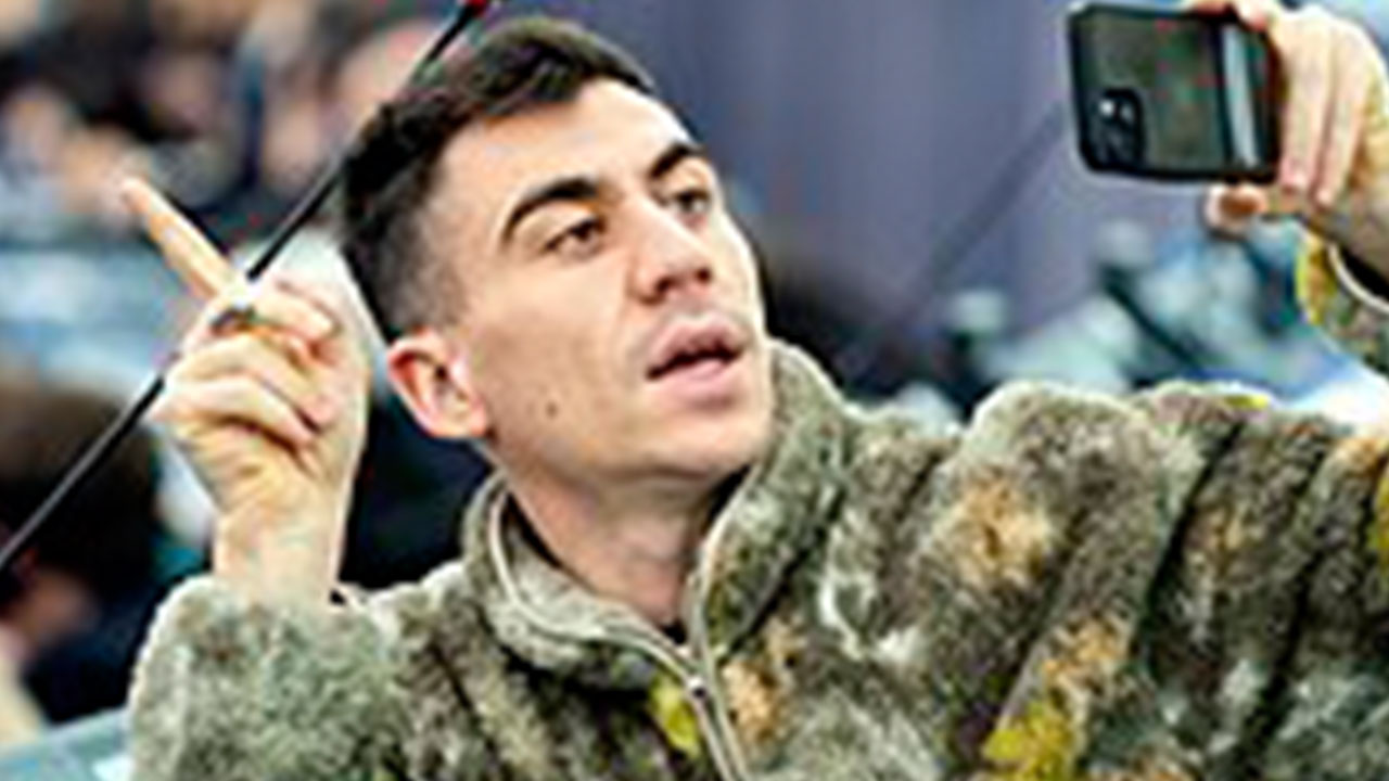 Foto - 'Türk işgali var' önergesini reddeden vekile ölüm tehdidi: Her şeye razıyım! Ölmeyi sorun etmiyorum