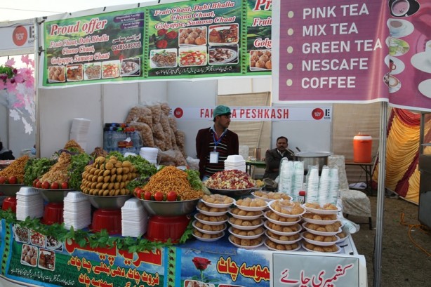 Türk işletmeciler de var! Pakistan'da yemek festivali