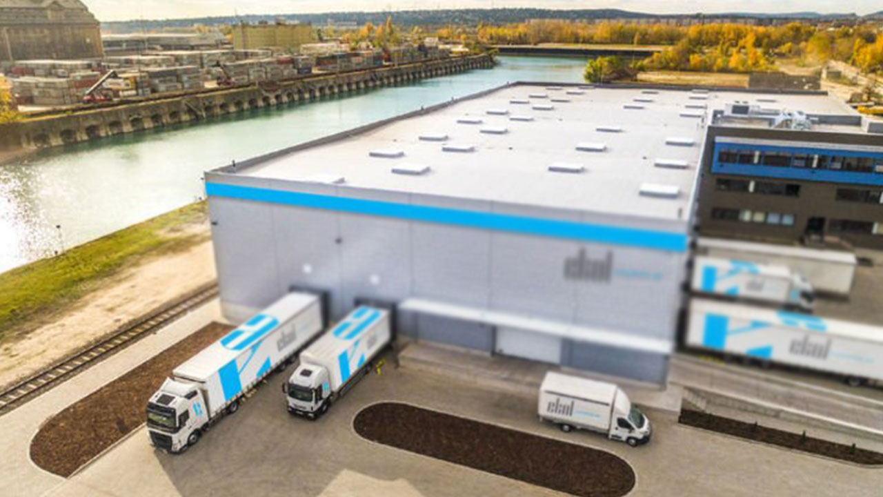 Türk kargo devi bir anda satıldı! Alan şirket çalışanları kapı dışarı etti