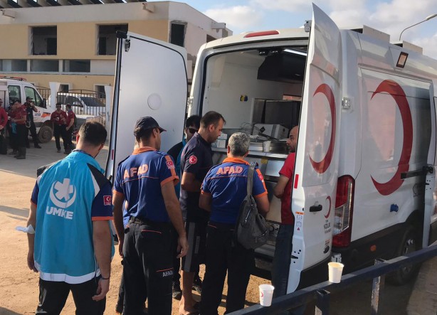 Foto - Türk Kızılay, Libya ülkesine tam 150 ton insani yardım malzemesi yolladı! Flaş gelişme