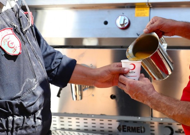 Foto - Türk Kızılay, Libya ülkesine tam 150 ton insani yardım malzemesi yolladı! Flaş gelişme